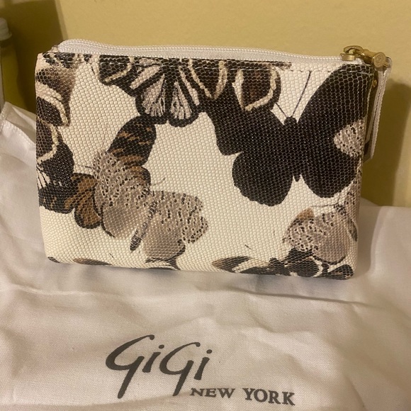 Gigi New York Coin Purse - Picture 1 of 2